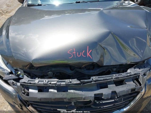 2017 MAZDA MAZDA3 TOURING 10