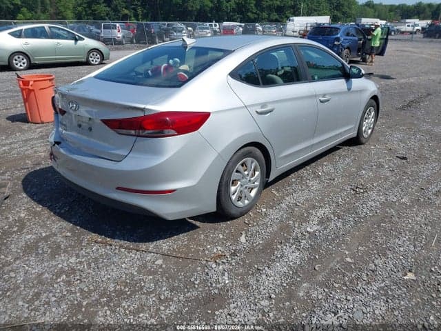 2017 HYUNDAI ELANTRA SE 4