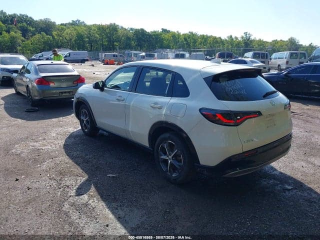 2025 HONDA HR-V AWD EX-L 3