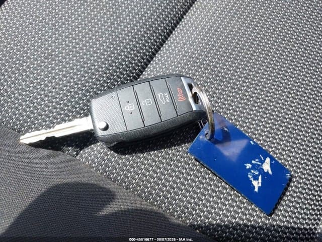 2017 KIA FORTE LX 11
