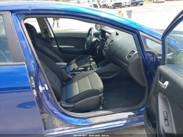 2017 KIA FORTE LX 5