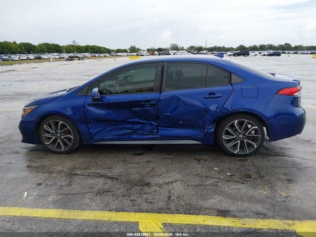 2021 TOYOTA COROLLA SE 18