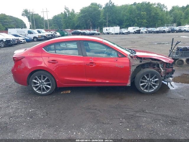 2018 MAZDA MAZDA3 TOURING 13