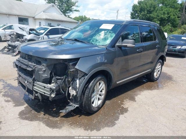 2019 FORD EXPLORER XLT 2