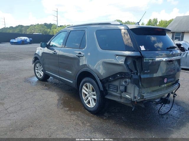 2019 FORD EXPLORER XLT 3