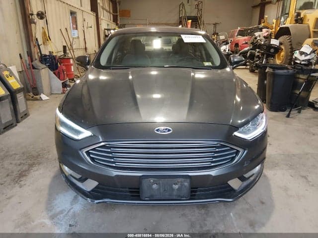 2017 FORD FUSION SE 12
