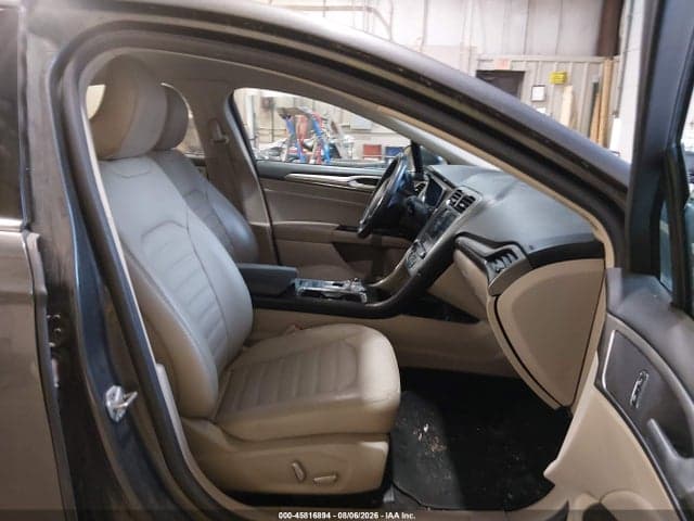 2017 FORD FUSION SE 5