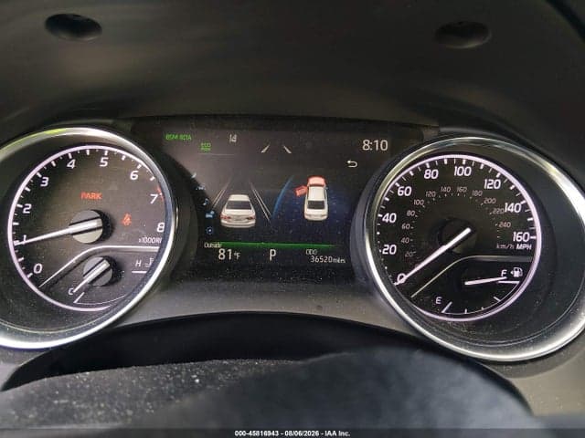 2020 TOYOTA CAMRY XLE 7