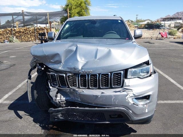 2018 JEEP GRAND CHEROKEE LAREDO E 4X4 13