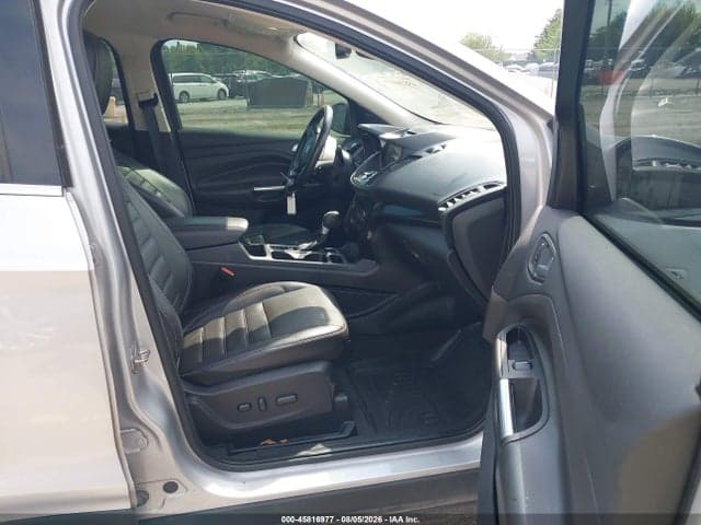 2017 FORD ESCAPE TITANIUM 5