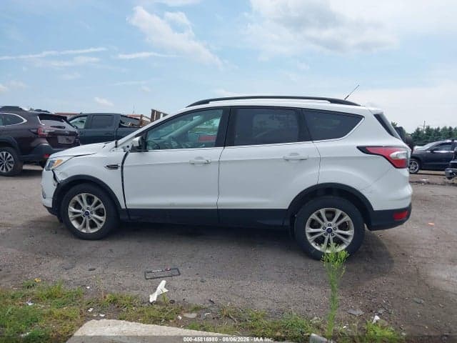2018 FORD ESCAPE SE 14