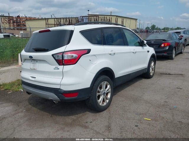 2018 FORD ESCAPE SE 4