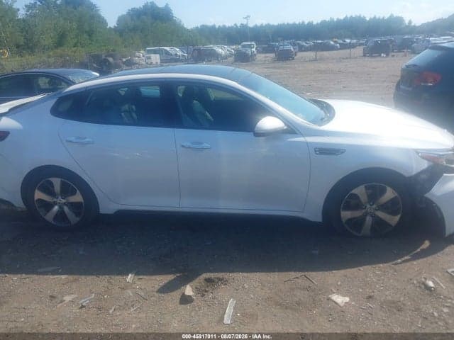 2019 KIA OPTIMA S 13