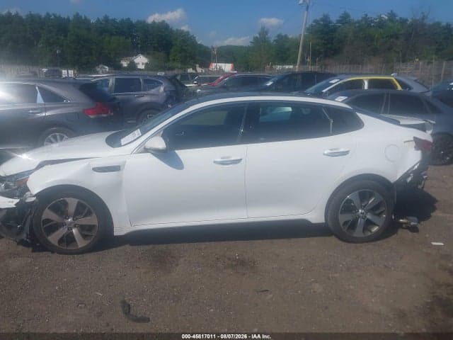 2019 KIA OPTIMA S 14
