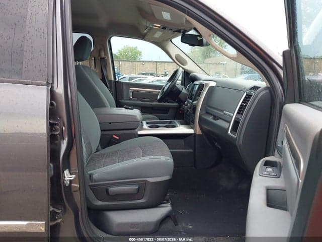 2017 RAM 1500 BIG HORN 4X4 6'4 BOX 5