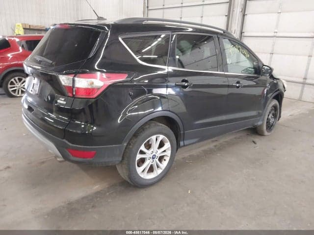 2018 FORD ESCAPE SE 4