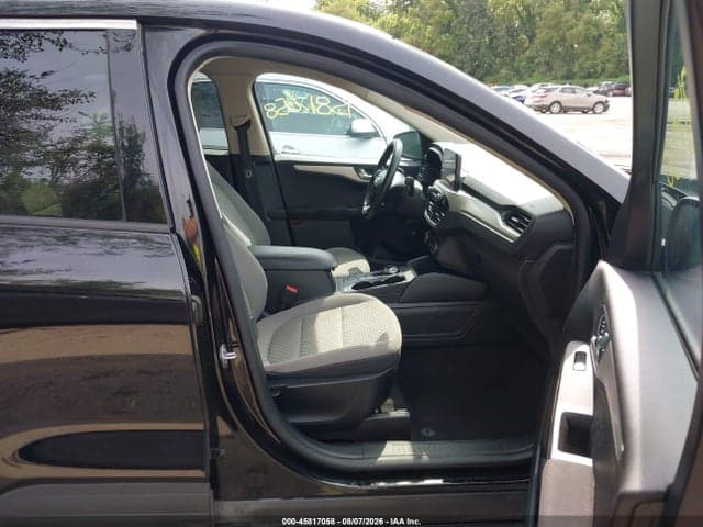 2020 FORD ESCAPE SE 5
