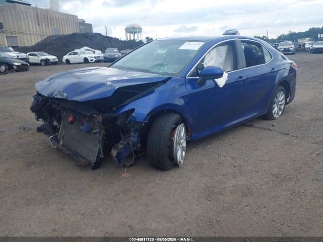 2018 TOYOTA CAMRY LE 2