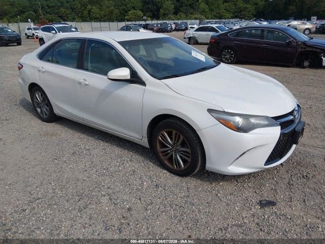 2017 TOYOTA CAMRY SE - 1