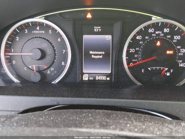 2017 TOYOTA CAMRY SE 14