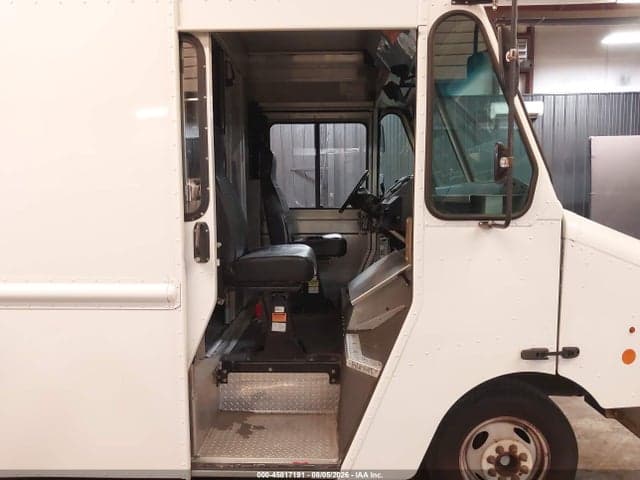 2017 FORD E-350 STRIPPED 5