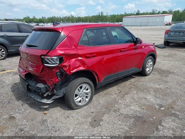 2022 HYUNDAI VENUE SE 4