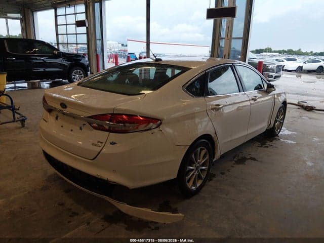 2017 FORD FUSION SE 6