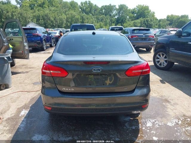 2017 FORD FOCUS SE 16