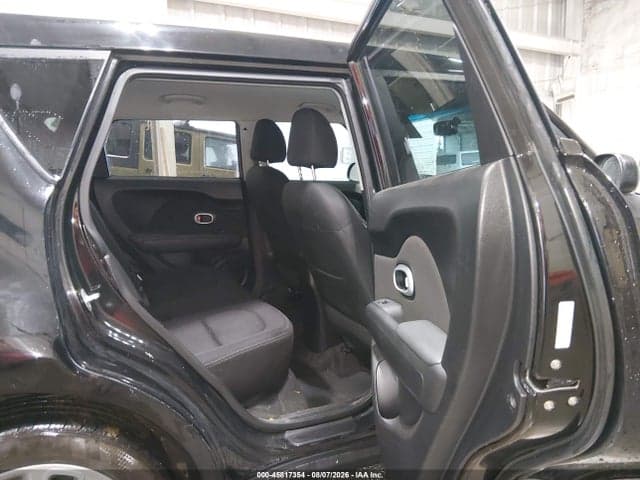 2018 KIA SOUL + 8