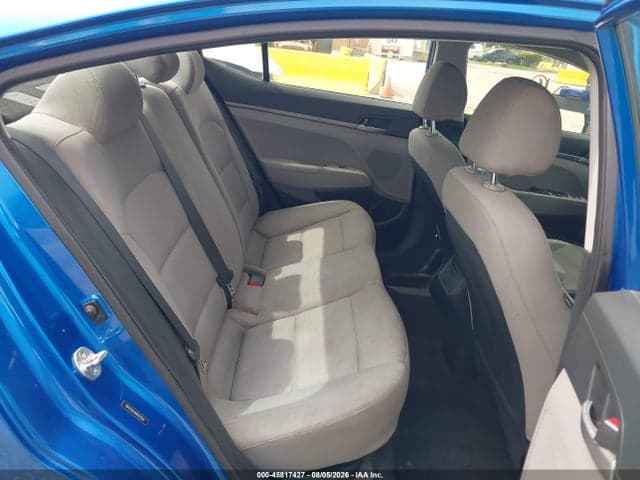 2017 HYUNDAI ELANTRA SE 8