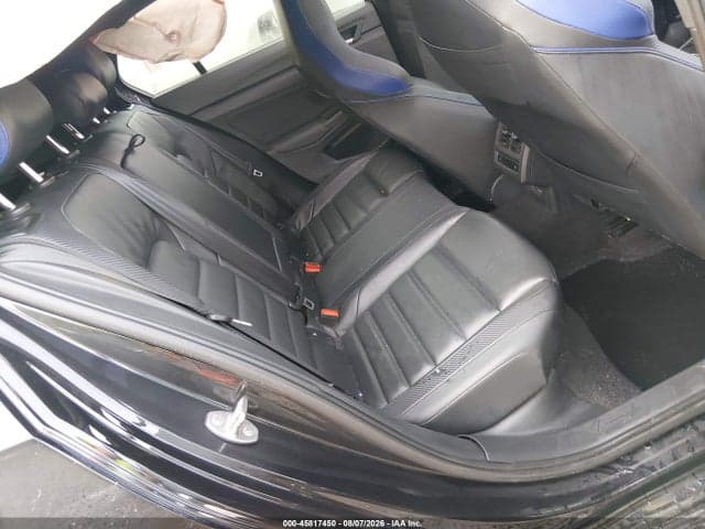 2024 VOLKSWAGEN GOLF R 2.0T 8
