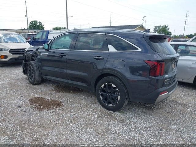 2025 KIA SORENTO S 3