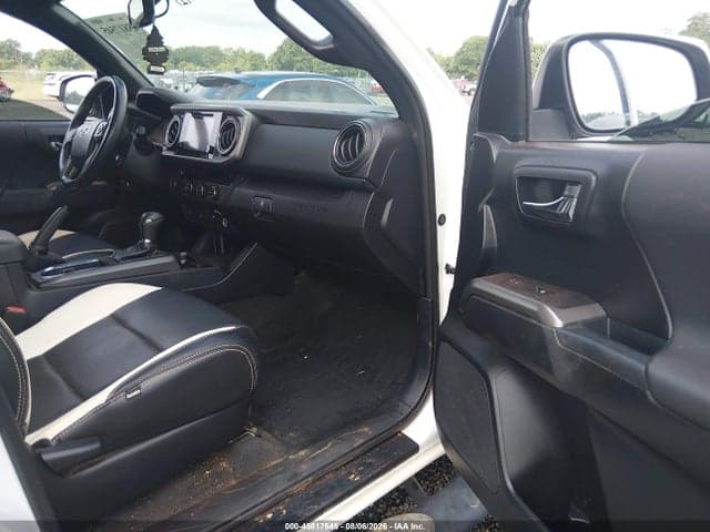 2017 TOYOTA TACOMA TRD SPORT 5