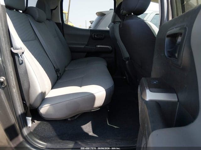 2022 TOYOTA TACOMA SR5 V6 8