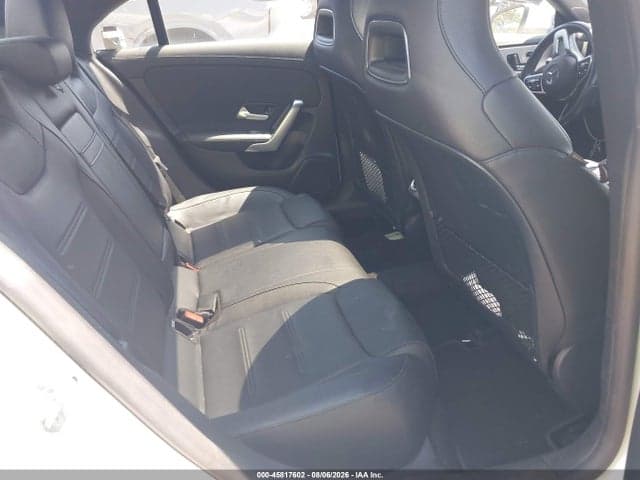 2020 MERCEDES-BENZ CLA 250 4MATIC 8