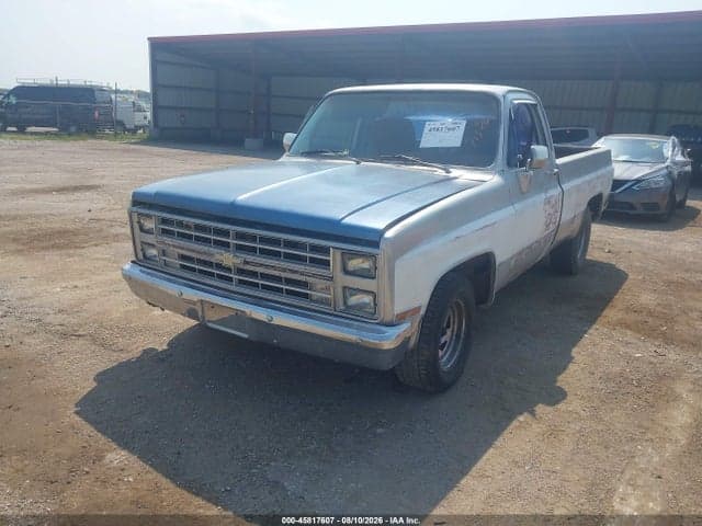 1983 CHEVROLET C10 2