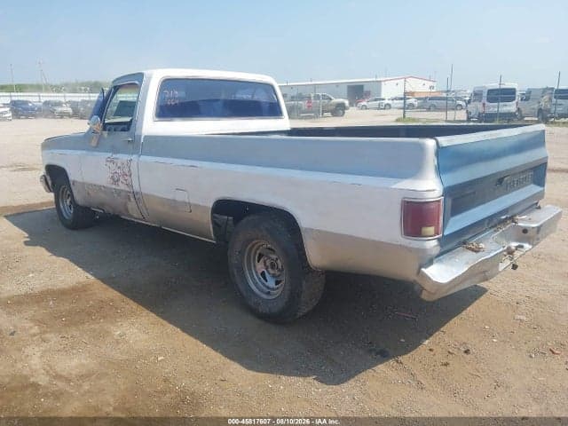1983 CHEVROLET C10 3