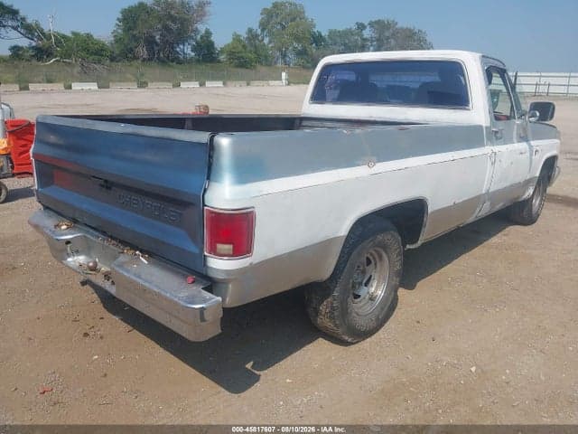 1983 CHEVROLET C10 4