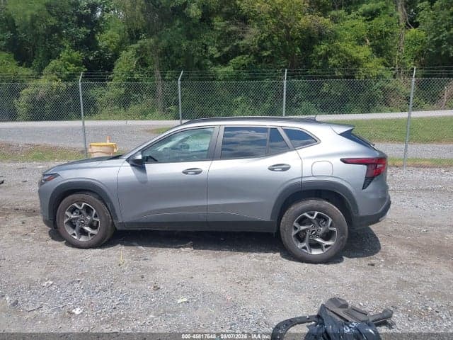 2025 CHEVROLET TRAX FWD LT 14