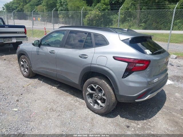 2025 CHEVROLET TRAX FWD LT 3