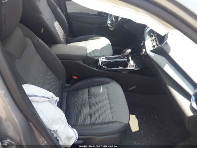 2025 CHEVROLET TRAX FWD LT 5