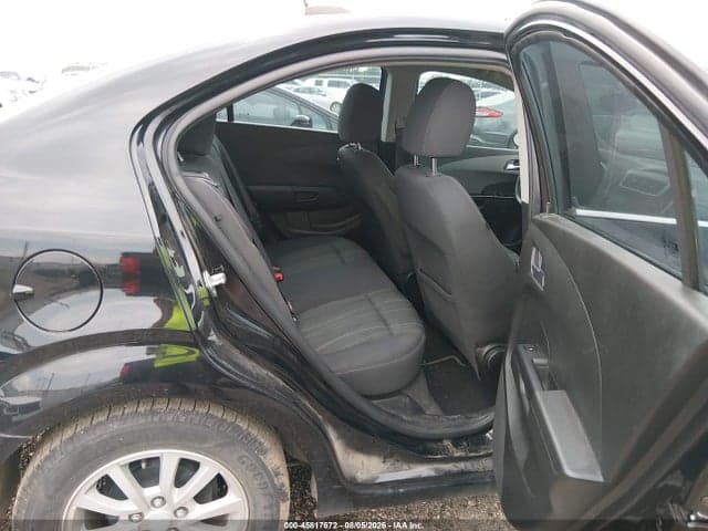 2019 CHEVROLET SONIC LT AUTO 8