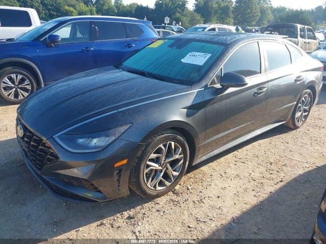 2022 HYUNDAI SONATA SEL 2