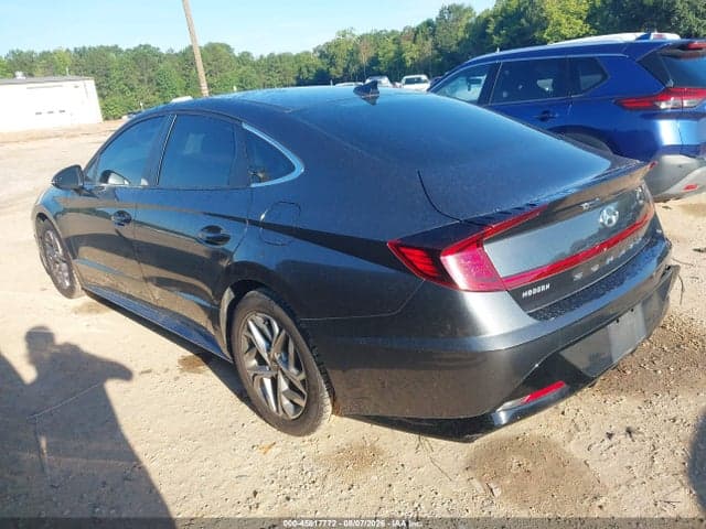 2022 HYUNDAI SONATA SEL 3