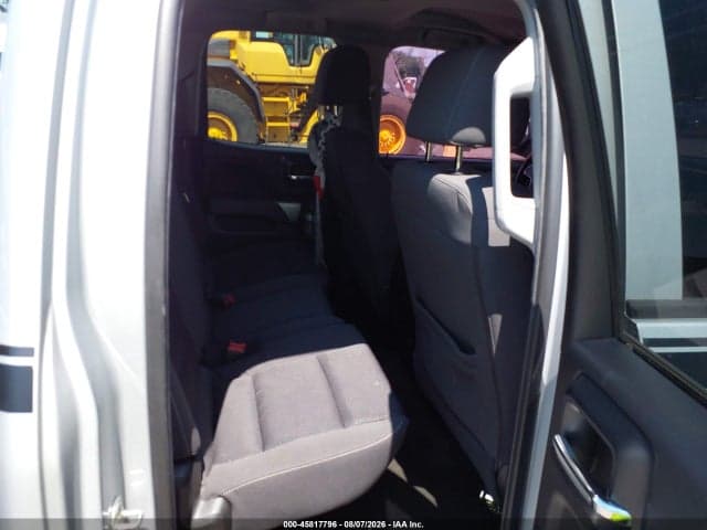 2017 CHEVROLET SILVERADO 1500 2LT 8