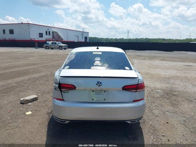 2020 VOLKSWAGEN PASSAT 2.0T R-LINE 15