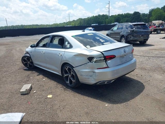 2020 VOLKSWAGEN PASSAT 2.0T R-LINE 3