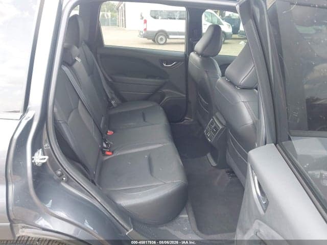 2025 SUBARU FORESTER LIMITED HYBRID 8