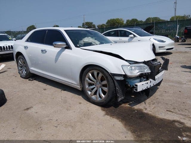 2019 CHRYSLER 300 LIMITED - 1