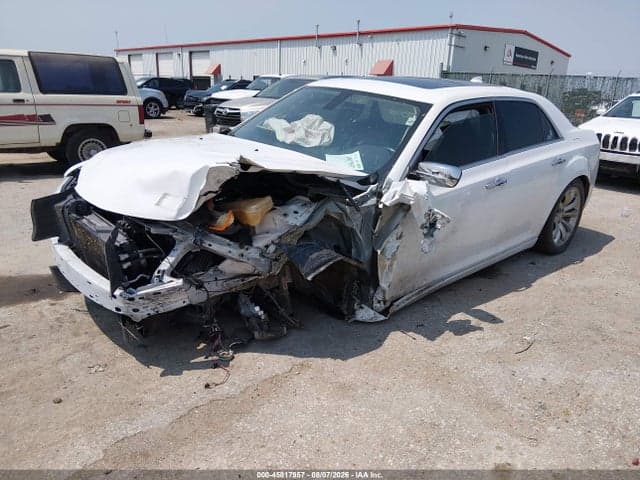 2019 CHRYSLER 300 LIMITED 2